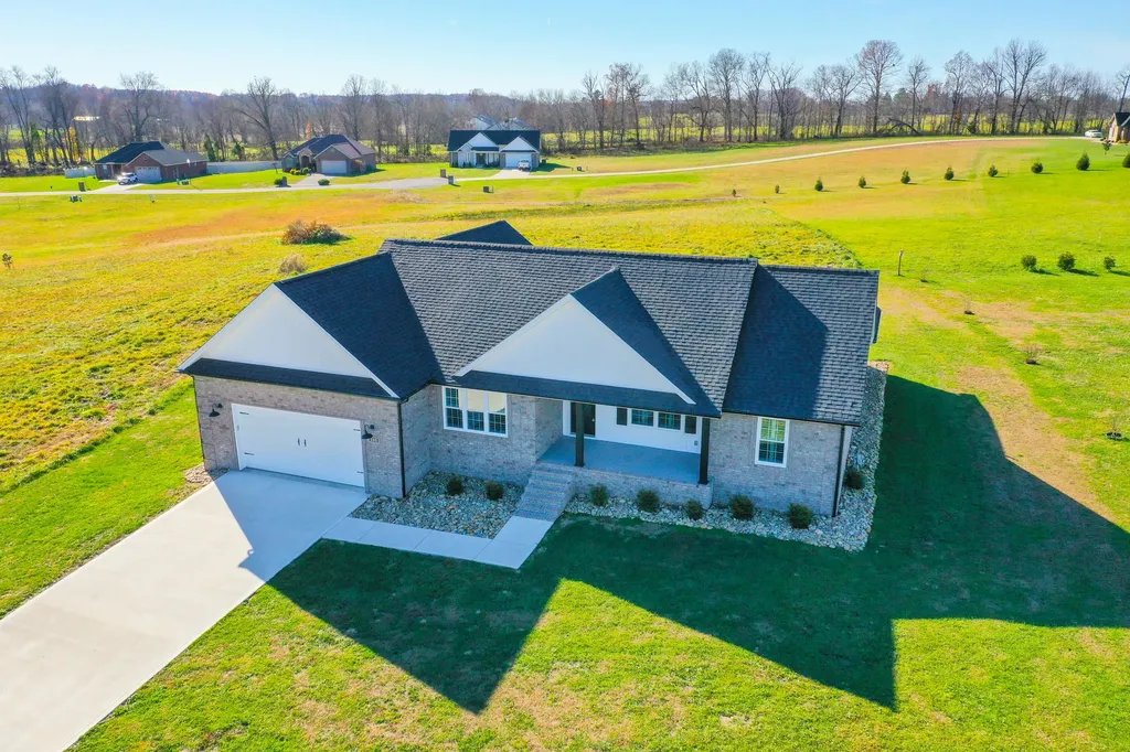 135 Jolynn Drive London KY 40744