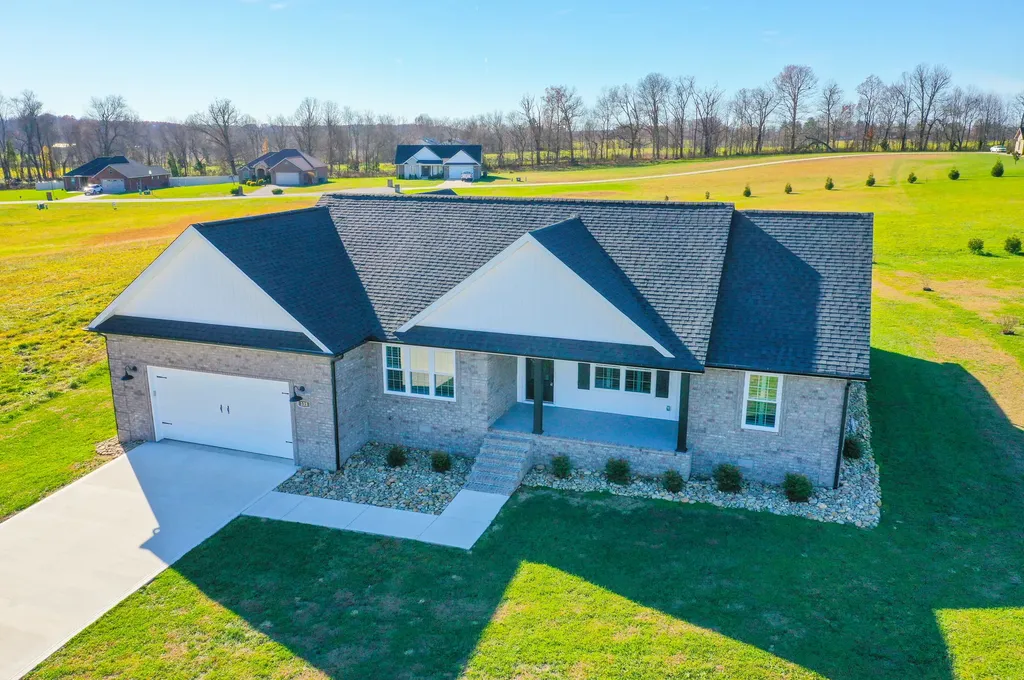 135 Jolynn Drive London KY 40744