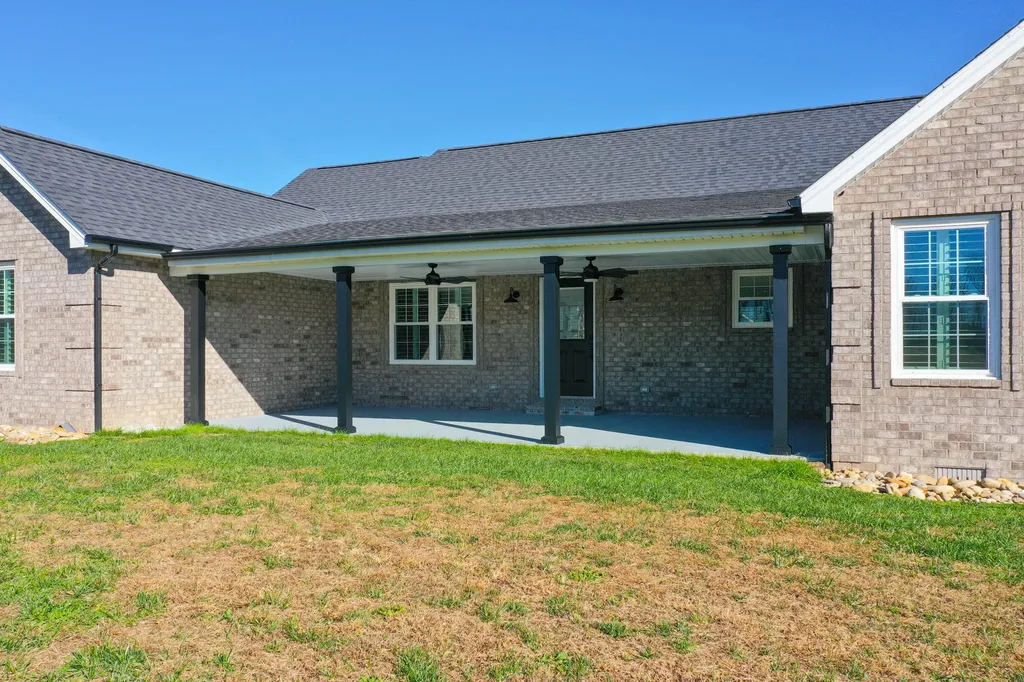 135 Jolynn Drive London KY 40744