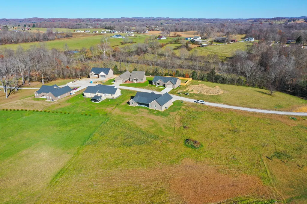 135 Jolynn Drive London KY 40744