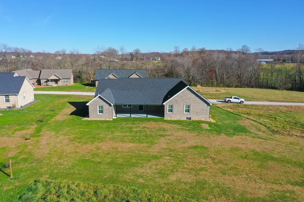 135 Jolynn Drive London KY 40744