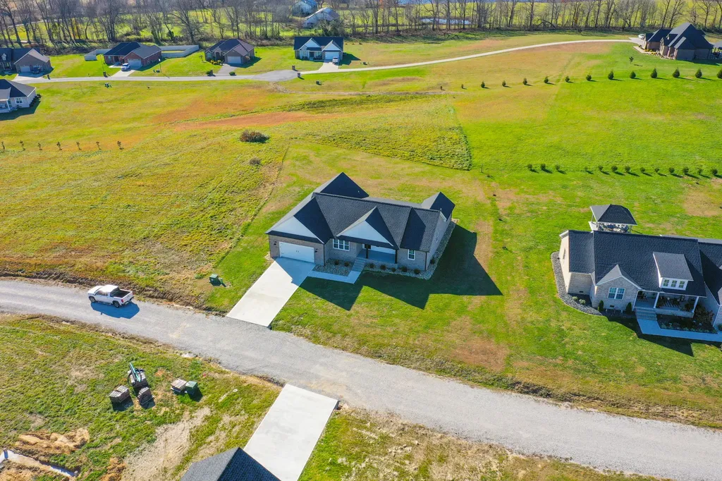 135 Jolynn Drive London KY 40744