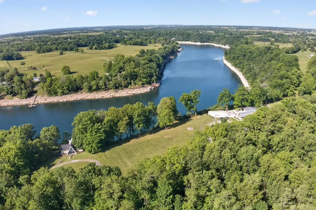 763 Lots 110/111 Herrington Woods Harrodsburg KY 40330