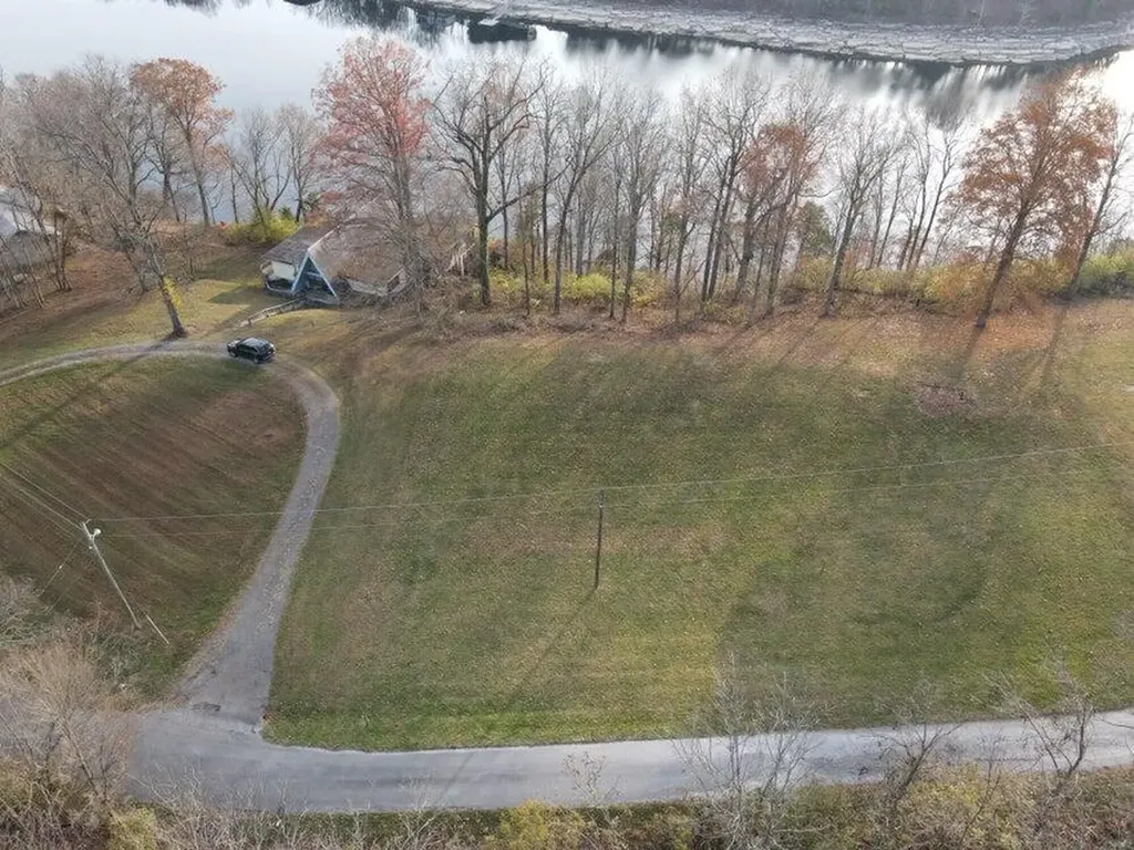763 Lots 110/111 Herrington Woods Harrodsburg KY 40330
