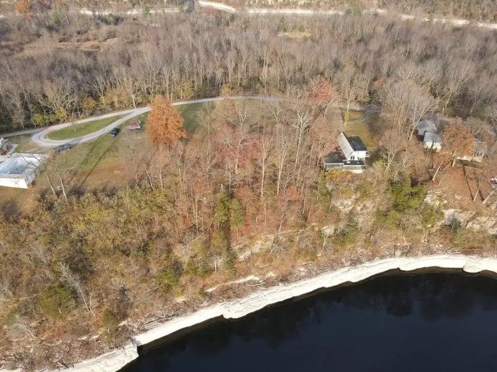 763 Lots 110/111 Herrington Woods Harrodsburg KY 40330
