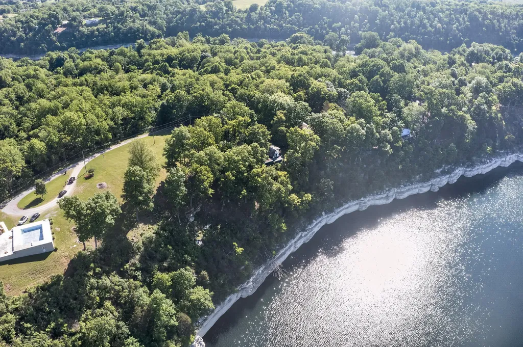 763 Lots 110/111 Herrington Woods Harrodsburg KY 40330