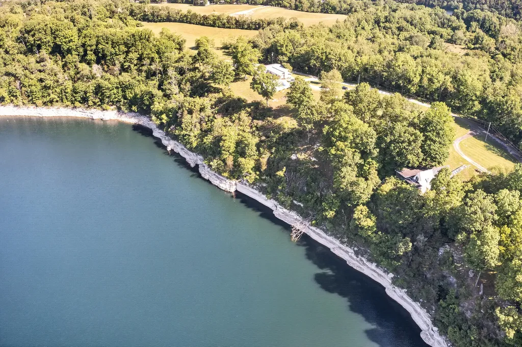 763 Lots 110/111 Herrington Woods Harrodsburg KY 40330