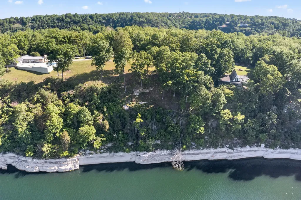 763 Lots 110/111 Herrington Woods Harrodsburg KY 40330