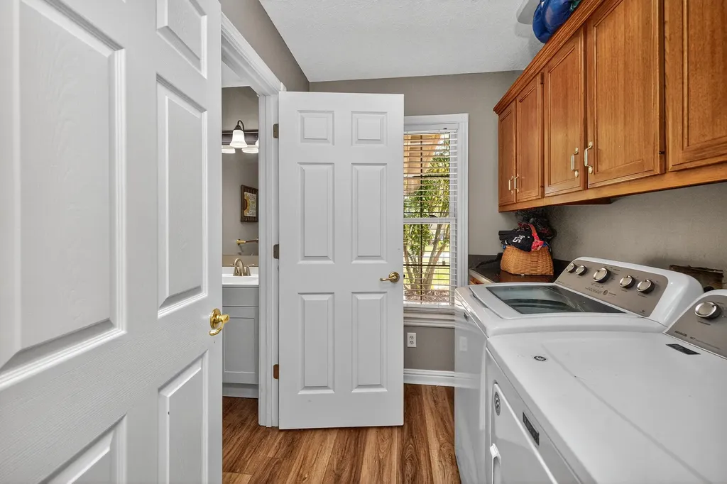244 Claire De Lune Harrodsburg KY 40330