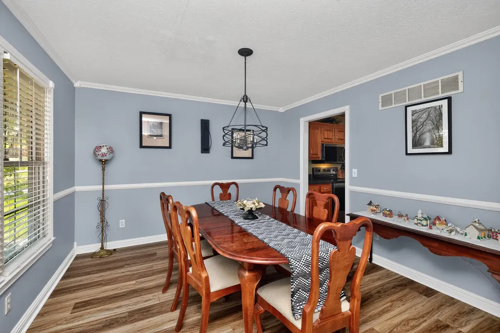 244 Claire De Lune Harrodsburg KY 40330