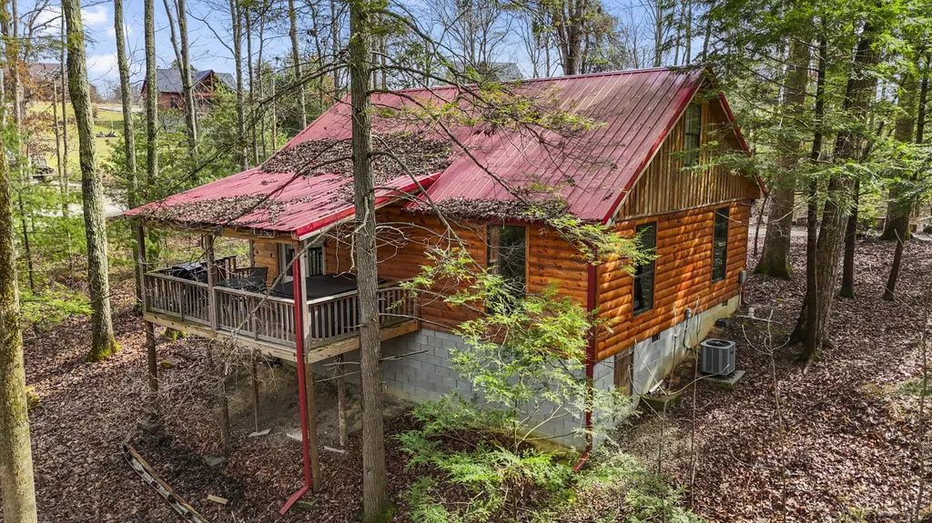124 Deepwoods Drive Rogers KY 41365