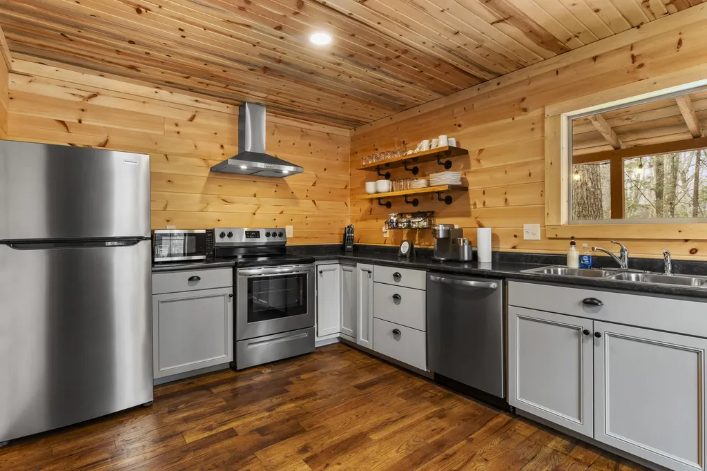 124 Deepwoods Drive Rogers KY 41365