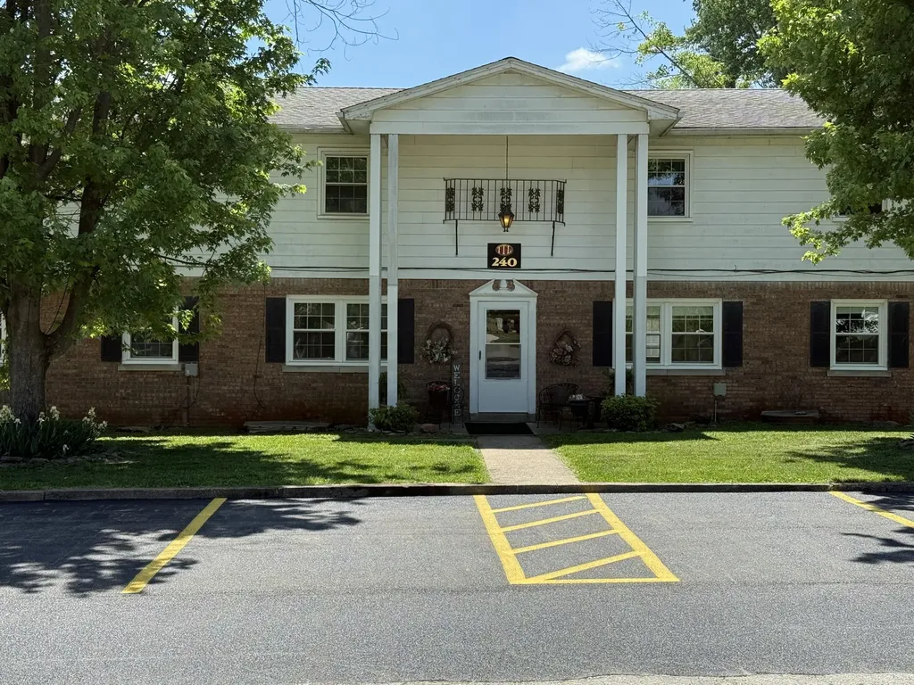 240 Susan Drive Richmond KY 40475
