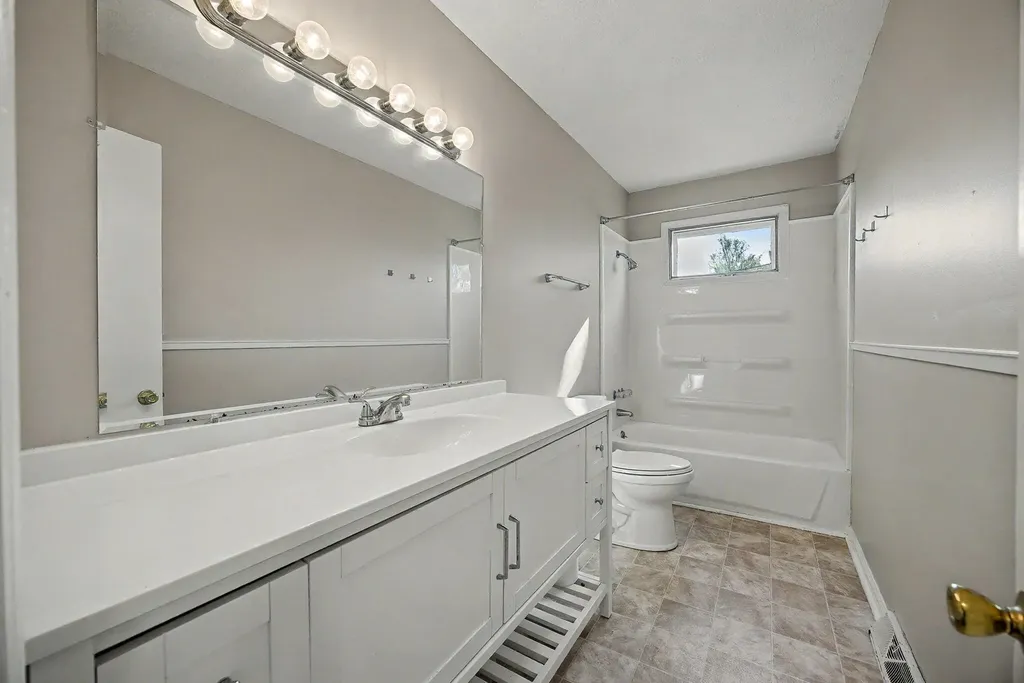 240 Susan Drive Richmond KY 40475