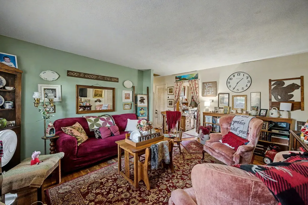 240 Susan Drive Richmond KY 40475