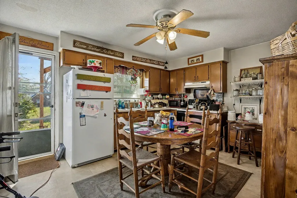 240 Susan Drive Richmond KY 40475