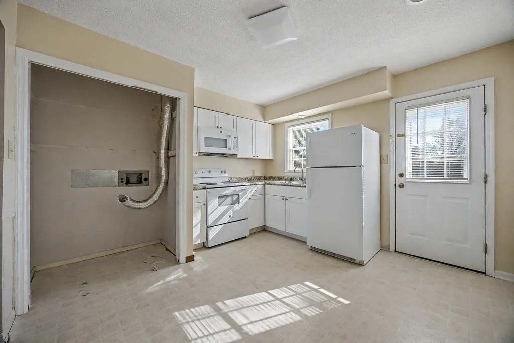 240 Susan Drive Richmond KY 40475