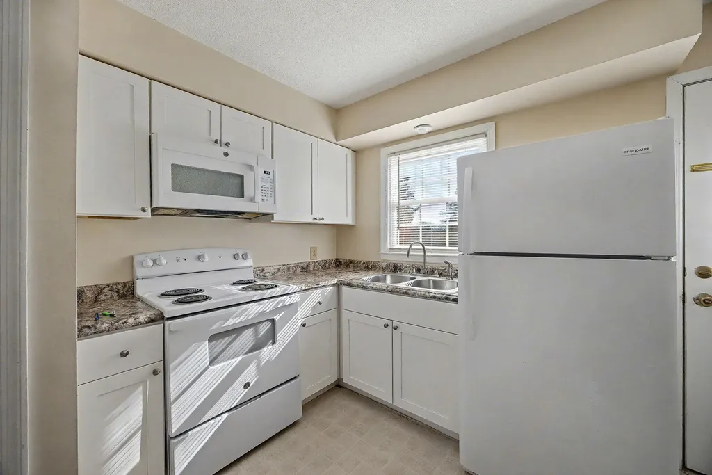 240 Susan Drive Richmond KY 40475