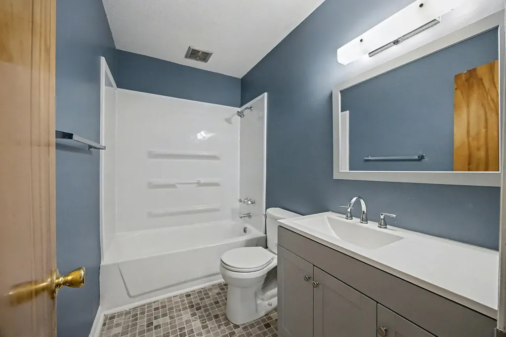 240 Susan Drive Richmond KY 40475