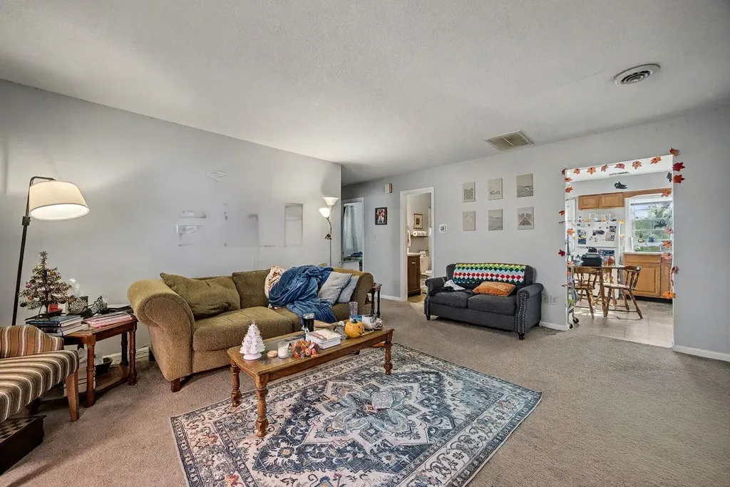 240 Susan Drive Richmond KY 40475
