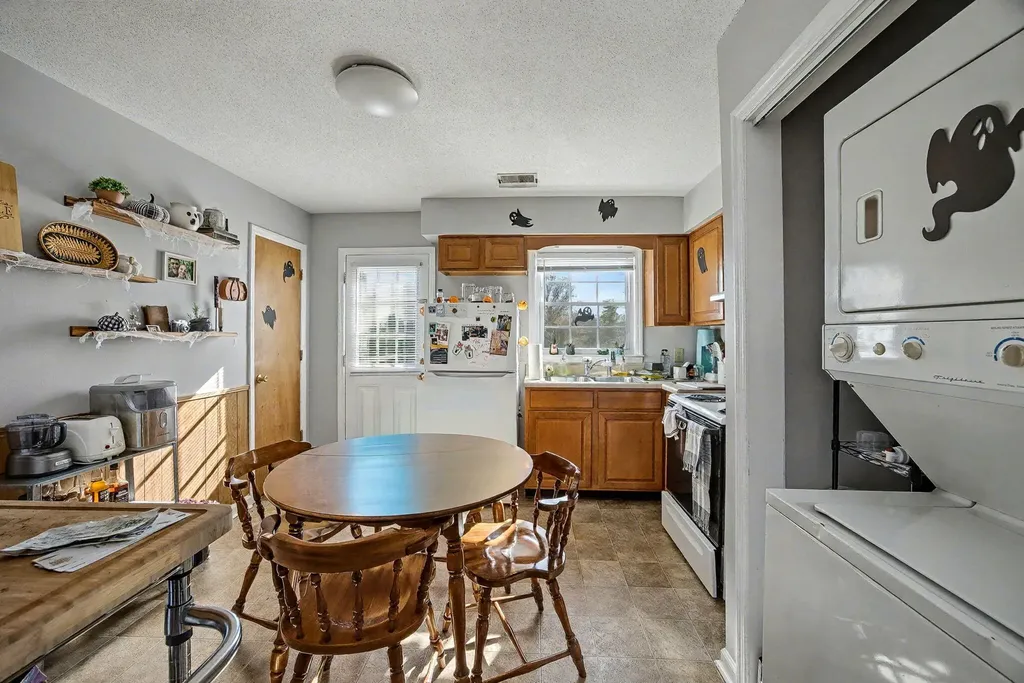 240 Susan Drive Richmond KY 40475