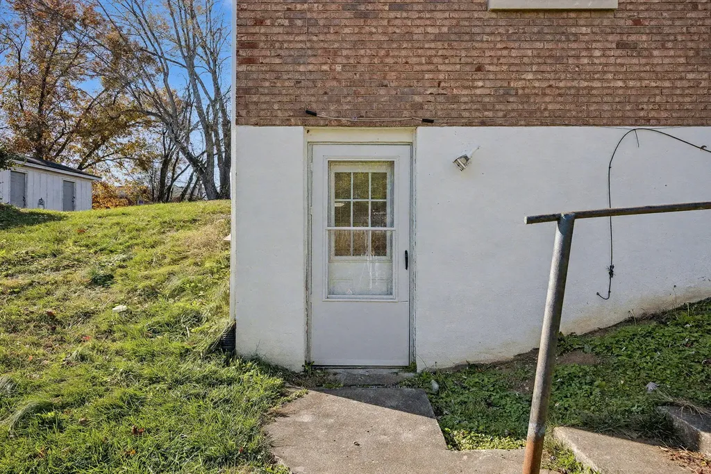 240 Susan Drive Richmond KY 40475