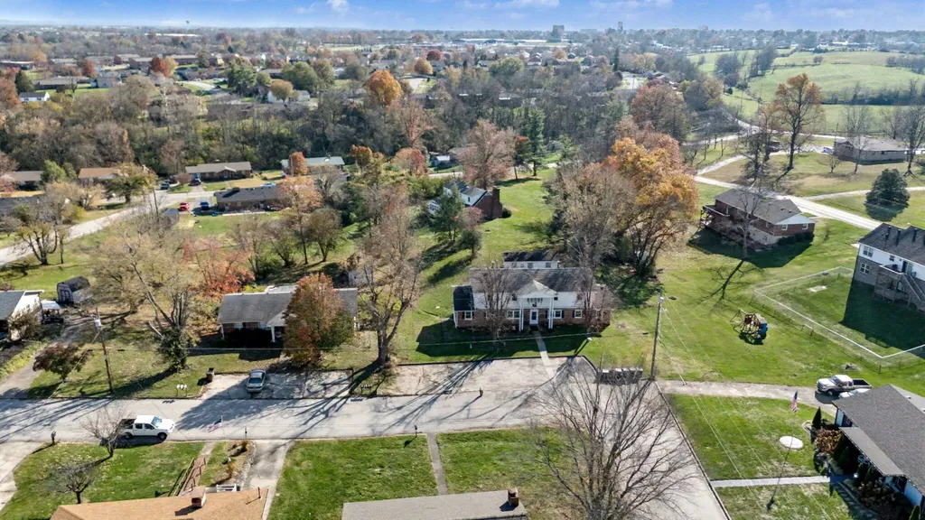 240 Susan Drive Richmond KY 40475