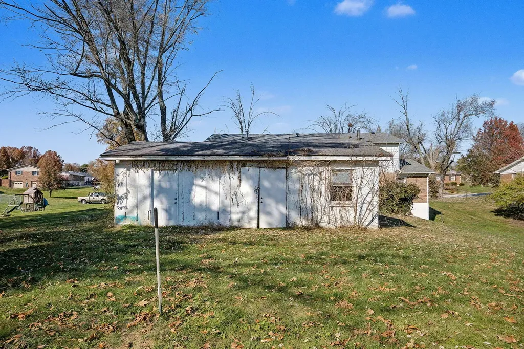 240 Susan Drive Richmond KY 40475