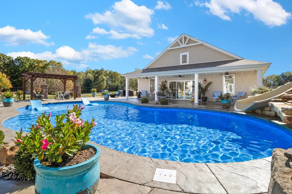 283 Cotton Road Corbin KY 40701