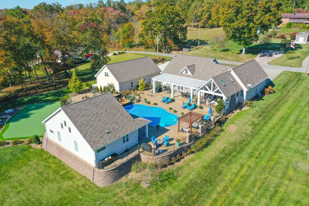 283 Cotton Road Corbin KY 40701