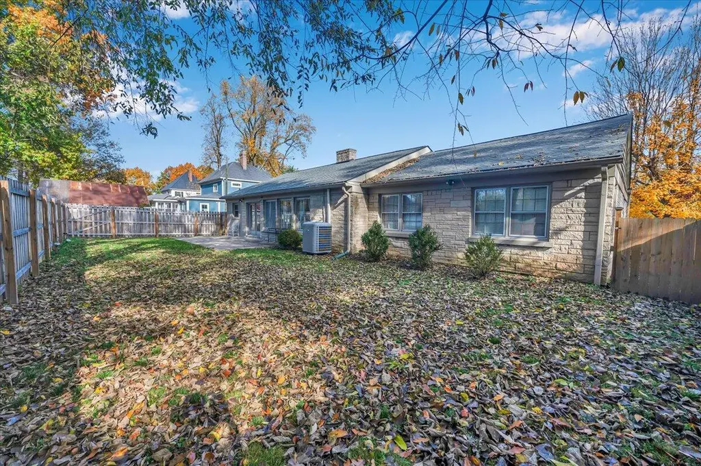 351 N 1st Street Danville KY 40422