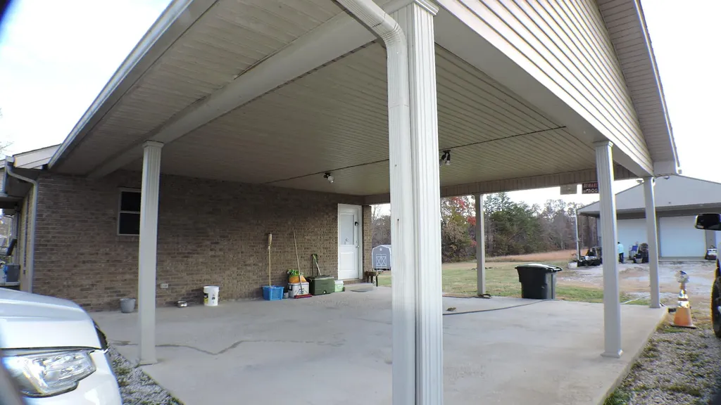10625 Main Street Jeffersonville KY 40337