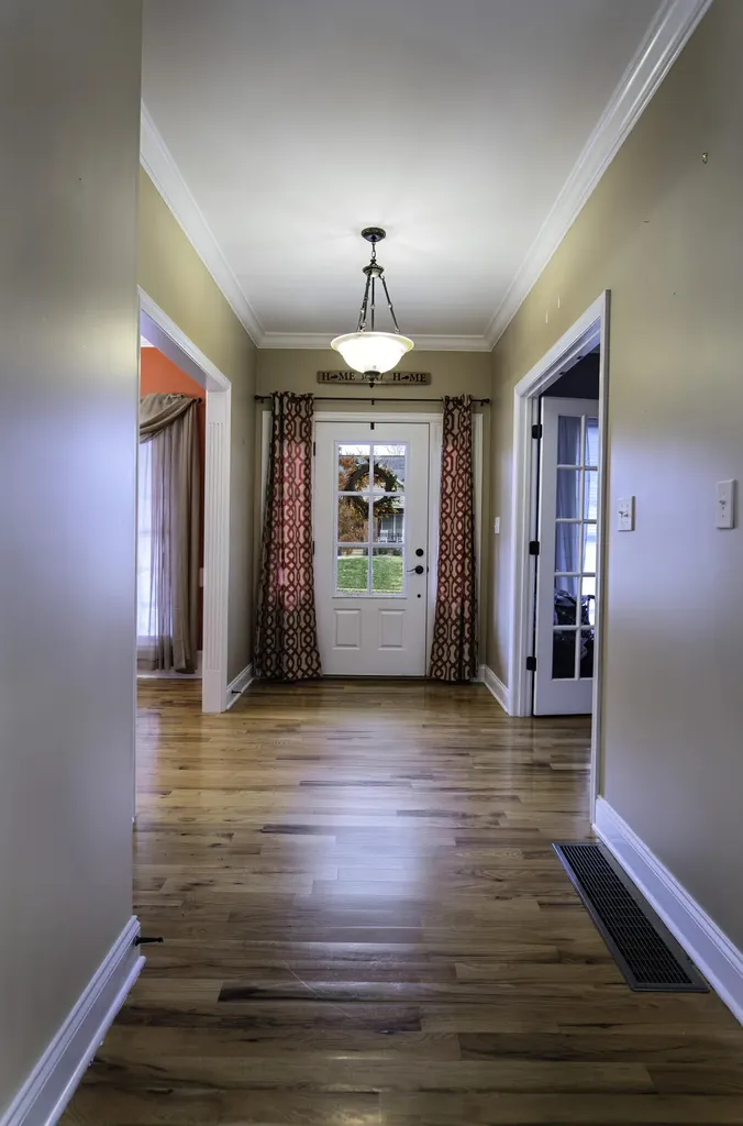 553 Adena Trace Versailles KY 40383