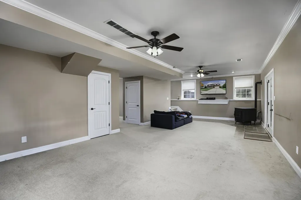 553 Adena Trace Versailles KY 40383