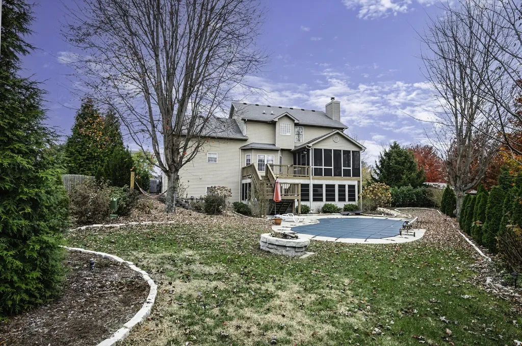 553 Adena Trace Versailles KY 40383