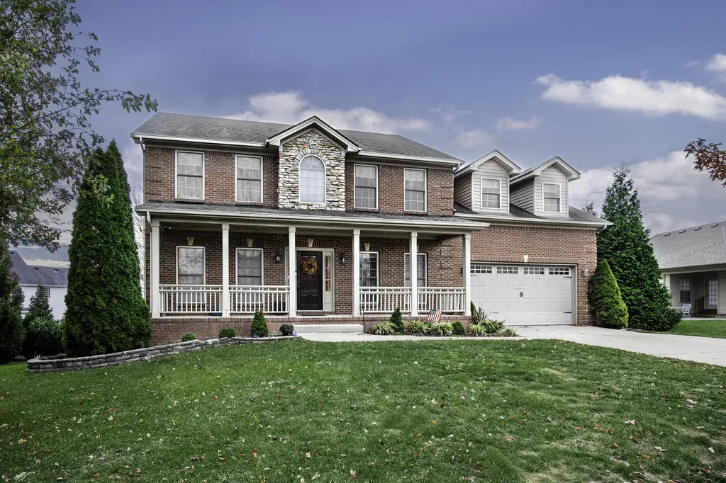 553 Adena Trace Versailles KY 40383