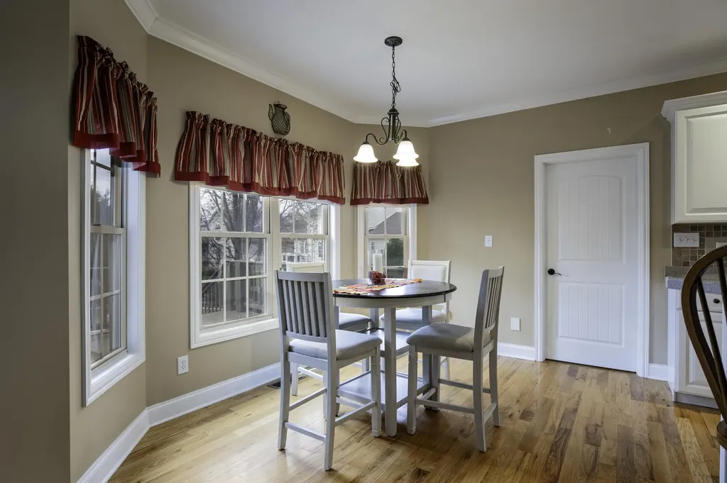 553 Adena Trace Versailles KY 40383