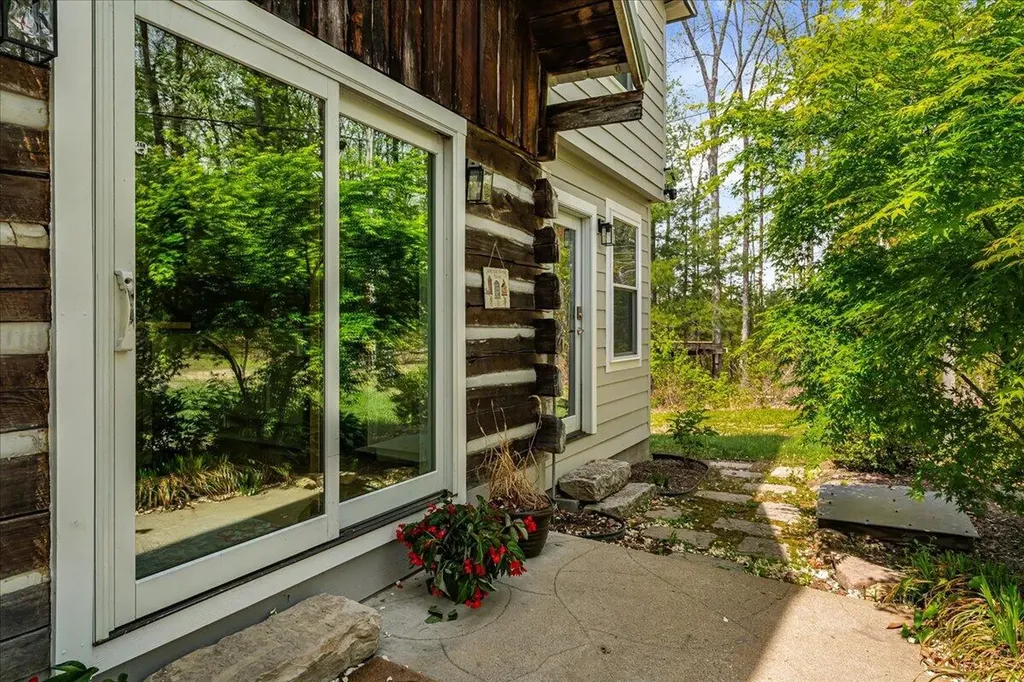 1516 Hobbs Road Rogers KY 41365