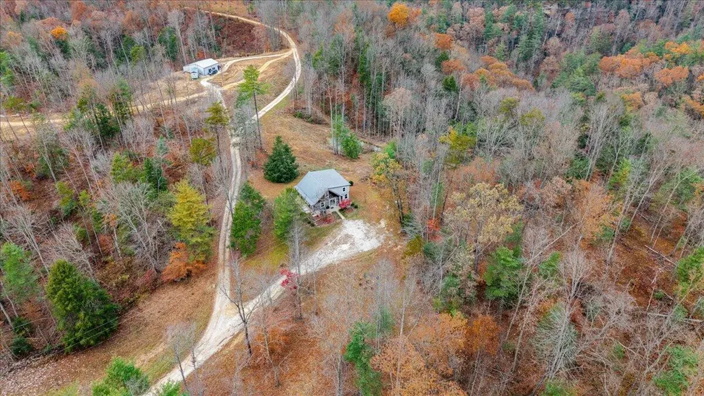 1516 Hobbs Road Rogers KY 41365
