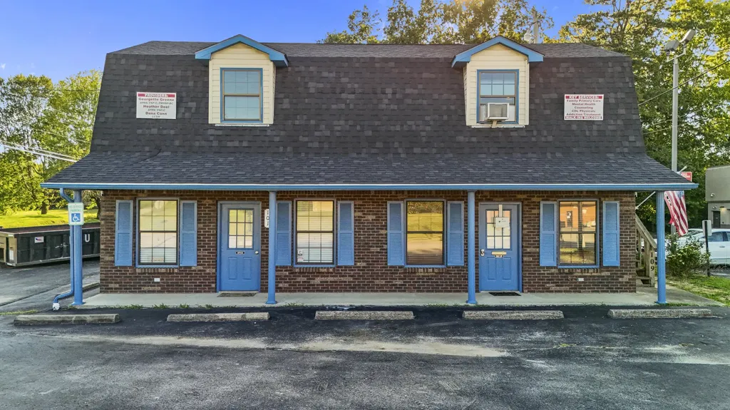 101 N Main Street Stanton KY 40380