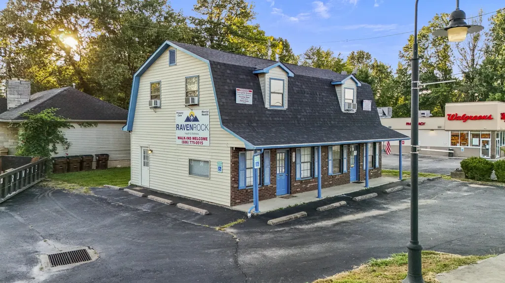 101 N Main Street Stanton KY 40380