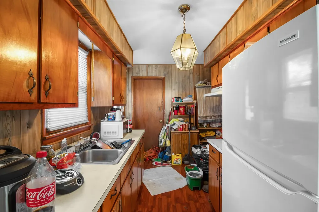 1553 Jackson County High School Road Mckee KY 40447