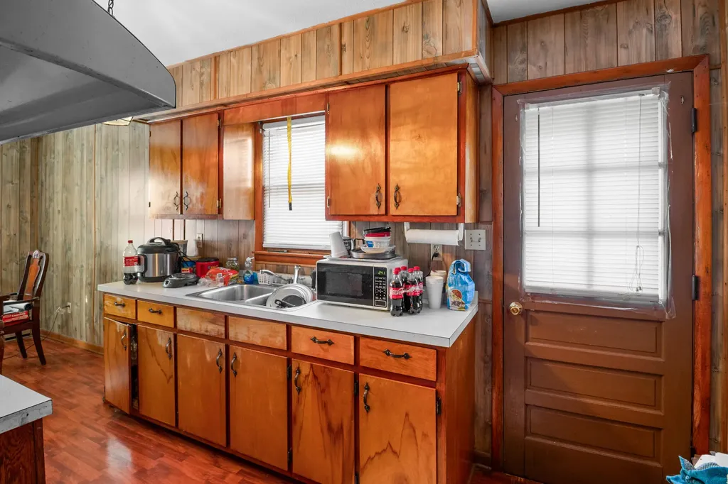 1553 Jackson County High School Road Mckee KY 40447
