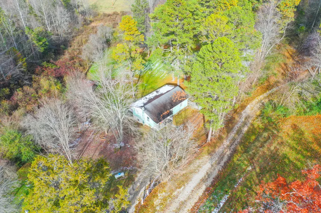1553 Jackson County High School Road Mckee KY 40447