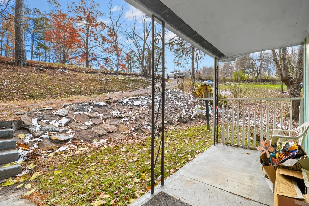 1553 Jackson County High School Road Mckee KY 40447