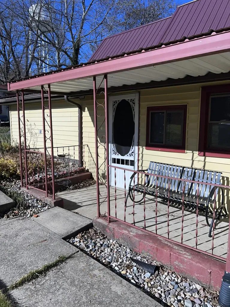 418 Dye Street Flemingsburg KY 41041