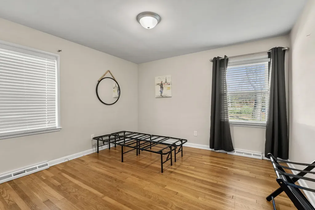 129 Greenbriar Road Lexington KY 40503