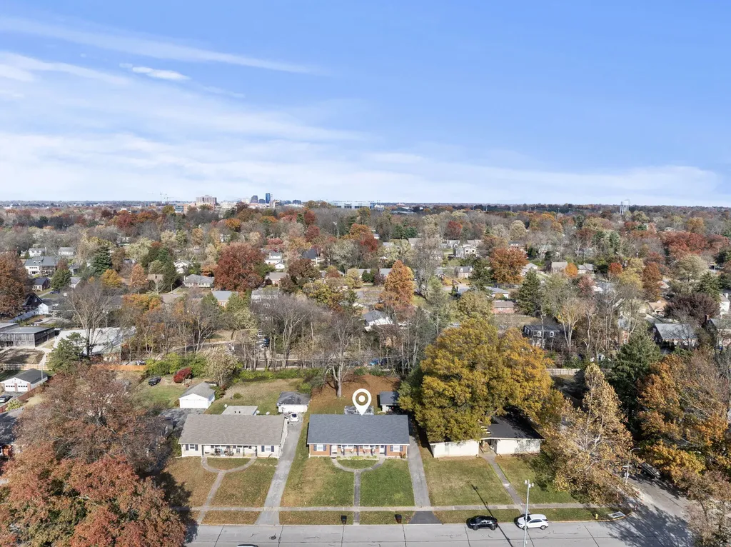 129 Greenbriar Road Lexington KY 40503