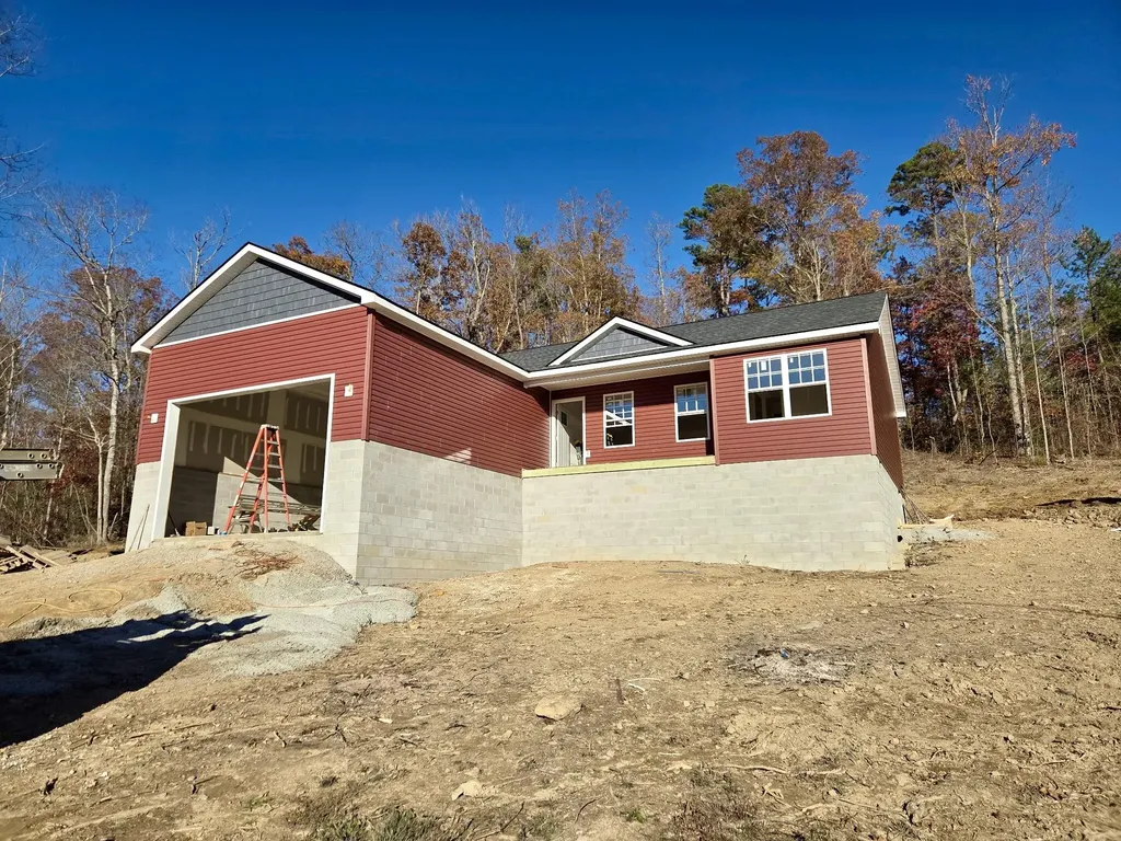364 Dorothy Bailey Road London KY 40744