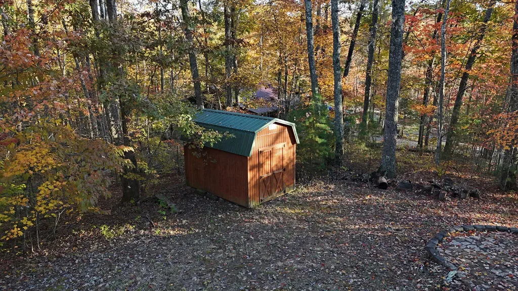 240 Cowboy Lane Wellington KY 40387